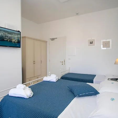 Calanca Otel 3*