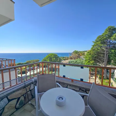 Hotel Calanca 3*