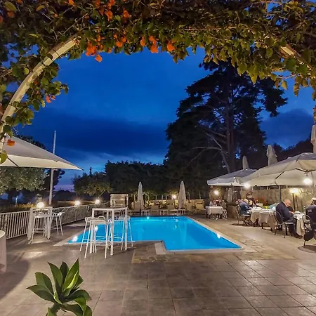 Hotel Calanca 3*