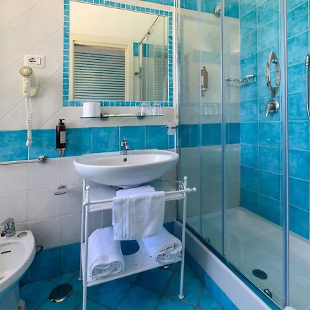 Calanca Hotel 3*