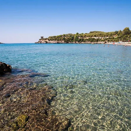 Calanca 3* מרינה די קמרוטה