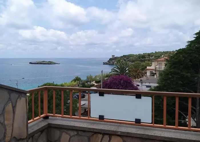 Calanca מלון מרינה די קמרוטה