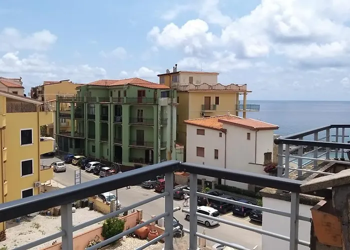 מלון Calanca מרינה די קמרוטה